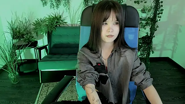 Snapshot of Elainebeness chatting on 02.07.26 Elainebeness online show from 02.07.26