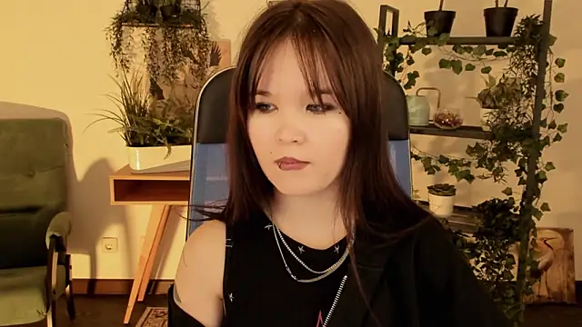 Snapshot of Elainebeness chatting on 03.03.26 Elainebeness online show from 03.03.26