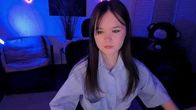 Snapshot of Elainebeness chatting on 03.29.26 Elainebeness online show from 03.29.26