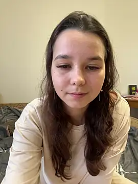 PoppyRobinson online show from 12.22.24