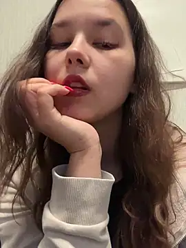 PoppyRobinson online show from 12.27.24