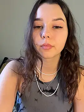 PoppyRobinson online show from 01.18.25