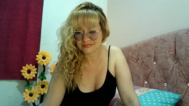 taylor198115 online show from 01.05.25