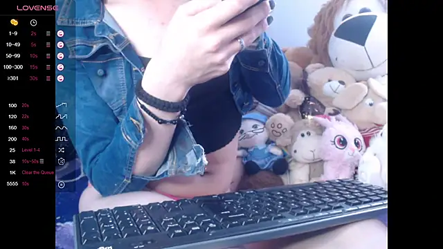 Snapshot of lorenitha_20 chatting on 02.06.25 lorenitha 20 online show from 02.06.25