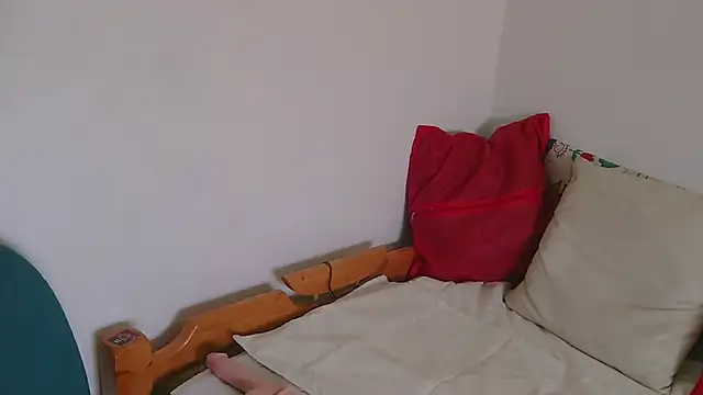 Miss oliviaa online show from 02.15.25