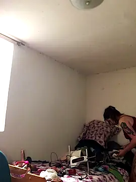 Miss oliviaa online show from 11.28.25