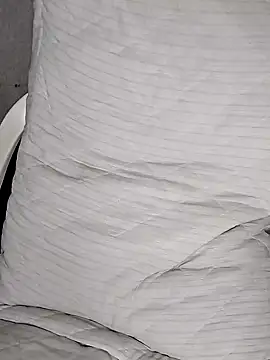 Snapshot of fofinhaa12 chatting on 02.11.25 fofinhaa12 online show from 02.11.25