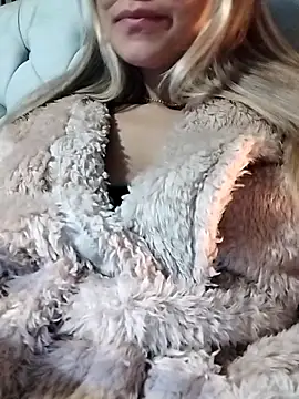 Snapshot of fofinhaa12 chatting on 11.09.25 fofinhaa12 online show from 11.09.25