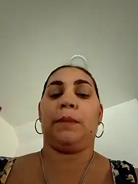 MirandaSoto online show from 02.19.25