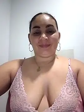 MirandaSoto online show from 03.23.25