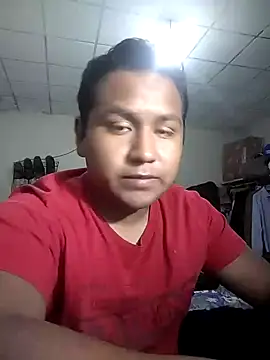 Snapshot of R1ch_Daddy chatting on 01.04.25 R1ch Daddy online show from 01.04.25