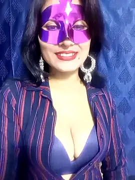 Snapshot of Stripy_Doll chatting on 12.04.24 Stripy Doll online show from 12.04.24
