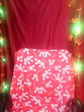 Snapshot of Stripy_Doll chatting on 02.19.25 Stripy Doll online show from 02.19.25