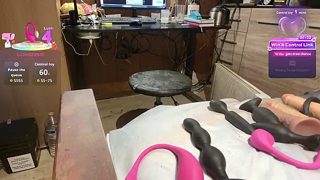 Snapshot of misteryman1956 chatting on 02.18.26 misteryman1956 online show from 02.18.26