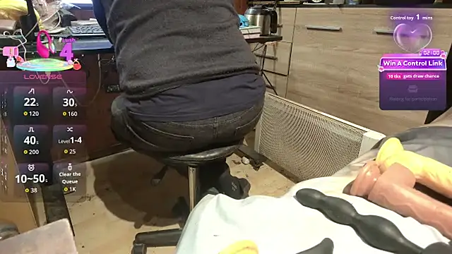 Snapshot of misteryman1956 chatting on 03.05.26 misteryman1956 online show from 03.05.26