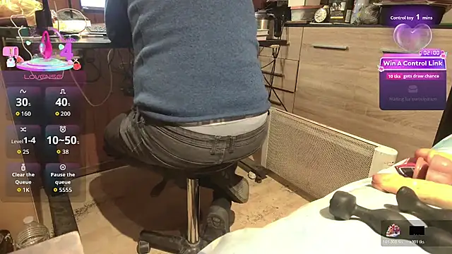 Snapshot of misteryman1956 chatting on 04.11.26 misteryman1956 online show from 04.11.26