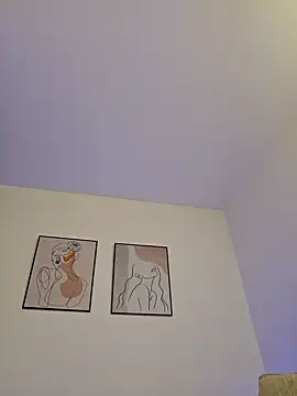 VictoriaEvaans  online show from 02.15.25