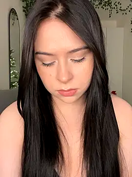  SweetCandyy online show from 12.04.25