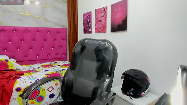 Helen russo online show from 01.07.26