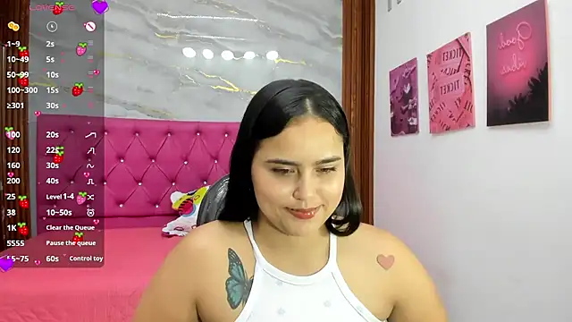 Snapshot of Helen_russo chatting on 07.05.26 Helen russo online show from 07.05.26