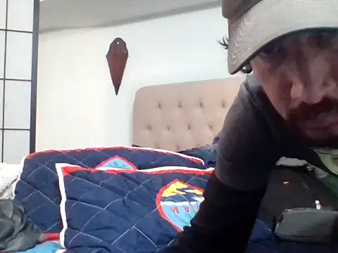 Snapshot of Curved4Pleasure chatting on 03.14.25 Curved4Pleasure online show from 03.14.25