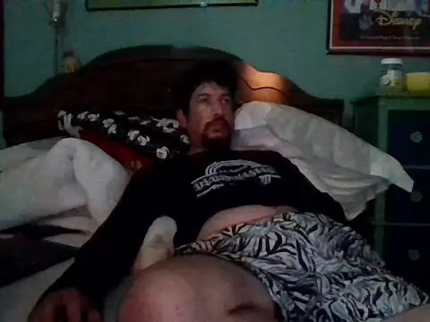 Snapshot of Curved4Pleasure chatting on 09.24.25 Curved4Pleasure online show from 09.24.25