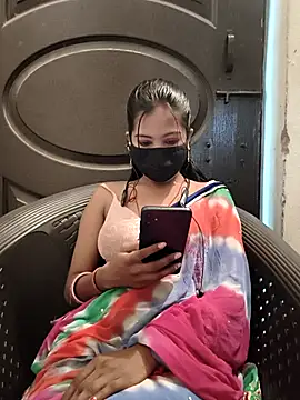 Snapshot of Lily_Baby_ chatting on 10.01.25 Lily Baby online show from 10.01.25