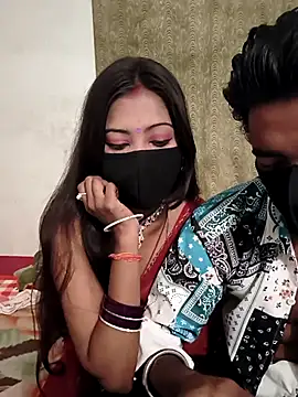 Snapshot of Lily_Baby_ chatting on 10.14.25 Lily Baby online show from 10.14.25