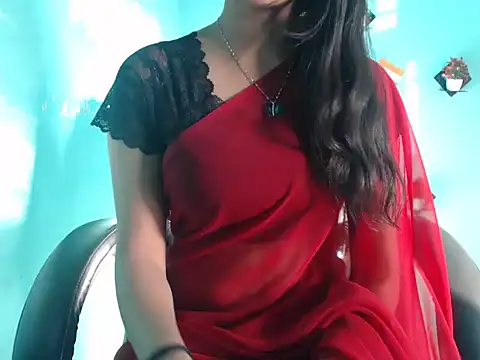 Yashi online show from 03.08.25