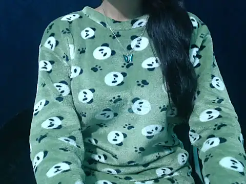 Yashi online show from 12.16.25