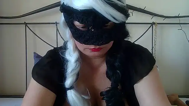 Ninalapiccolina online show from 03.13.25