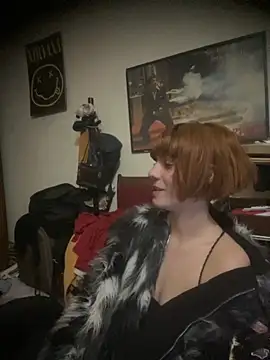 spacegirlll online show from 09.14.25