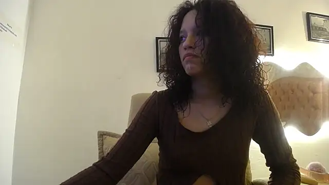 Snapshot of LAURA_SMIITH chatting on 03.12.25 LAURA SMIITH online show from 03.12.25