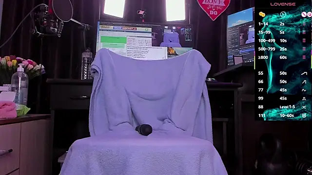 Raissa sky26 online show from 02.27.25