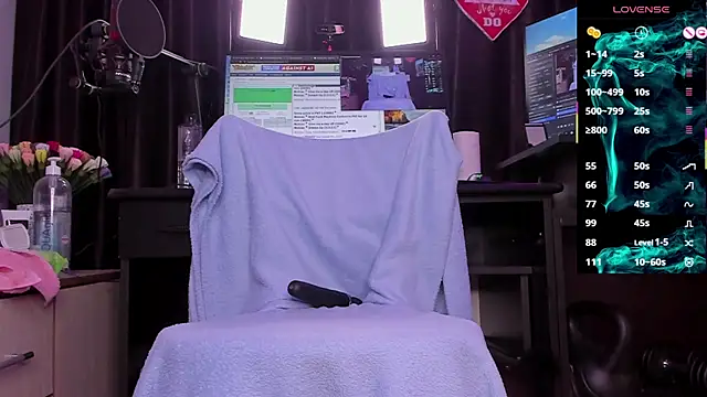 Raissa sky26 online show from 03.01.25