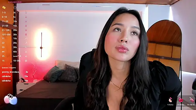 Snapshot of _gaby2 chatting on 01.21.25 gaby2 online show from 01.21.25
