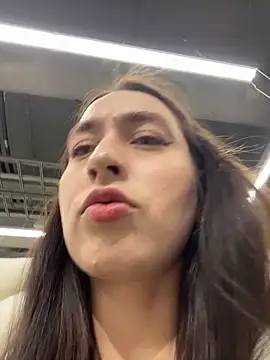 Snapshot of Holly_Play chatting on 02.16.26 Holly Play online show from 02.16.26