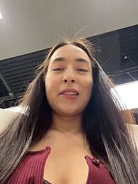 Snapshot of Holly_Play chatting on 03.01.26 Holly Play online show from 03.01.26