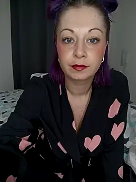 Chaudesquirt online show from 03.20.25