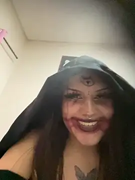 belletotosa online show from 10.15.25