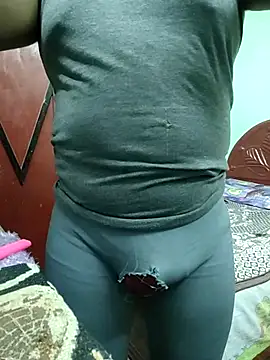 Snapshot of ShelfyOfferer chatting on 11.16.25 ShelfyOfferer online show from 11.16.25