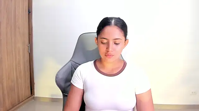 Isa squirt1 online show from 03.01.26