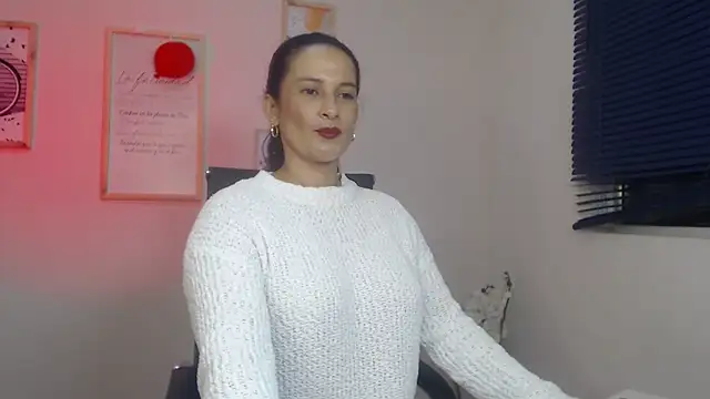 Snapshot of lucy_diiaz chatting on 03.01.25 lucy diiaz online show from 03.01.25