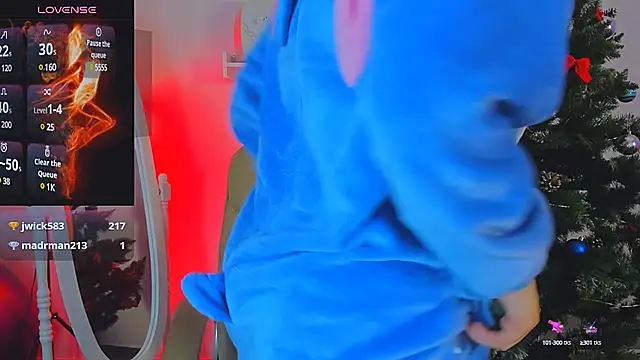 Dolly  Queen  online show from 12.13.24