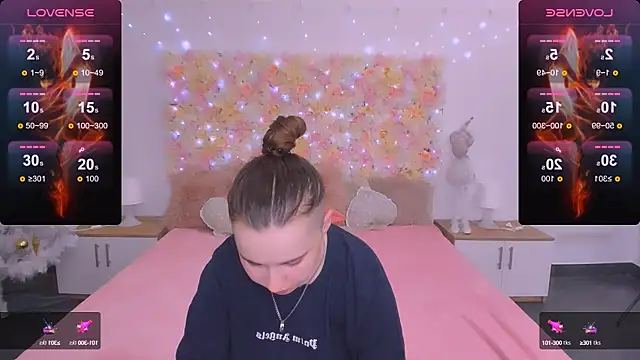 Dolly  Queen  online show from 01.15.25