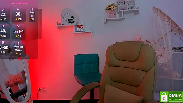 Dolly  Queen  online show from 02.21.25