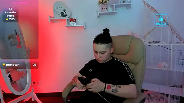 Dolly  Queen  online show from 02.25.25