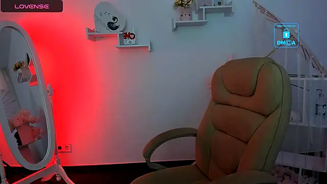 Dolly  Queen  online show from 02.25.25