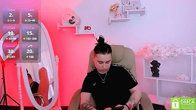 Dolly  Queen  online show from 03.16.25