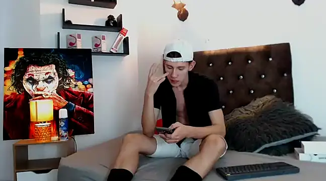 flowers18 online show from 01.11.25